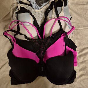 6 VS/Pink Racerback Bras (36B/Medium)
